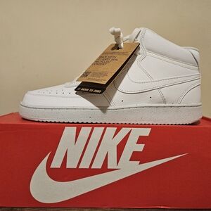 Nike White Court Vision Mid Next Nature SIZE 9